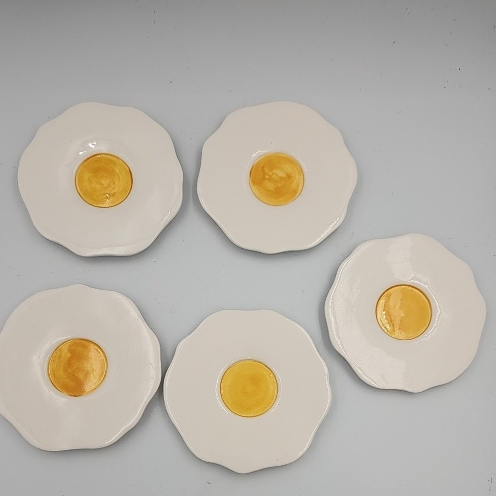 Rare Vtg McNutt's 1988 Schlaffer Nance & Co Dept‎ 56  EGG PLATES SAUCER 9 Pieces